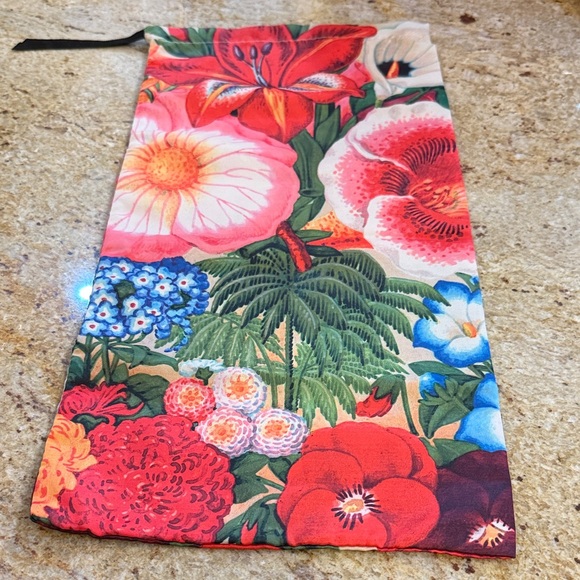 GUCCI FLORAL DUST BAG, NO SHOES - Picture 3 of 4